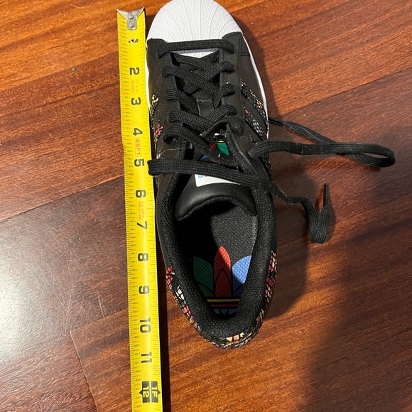 Adidas superstar womens shoes!! - Picture 8 of 8